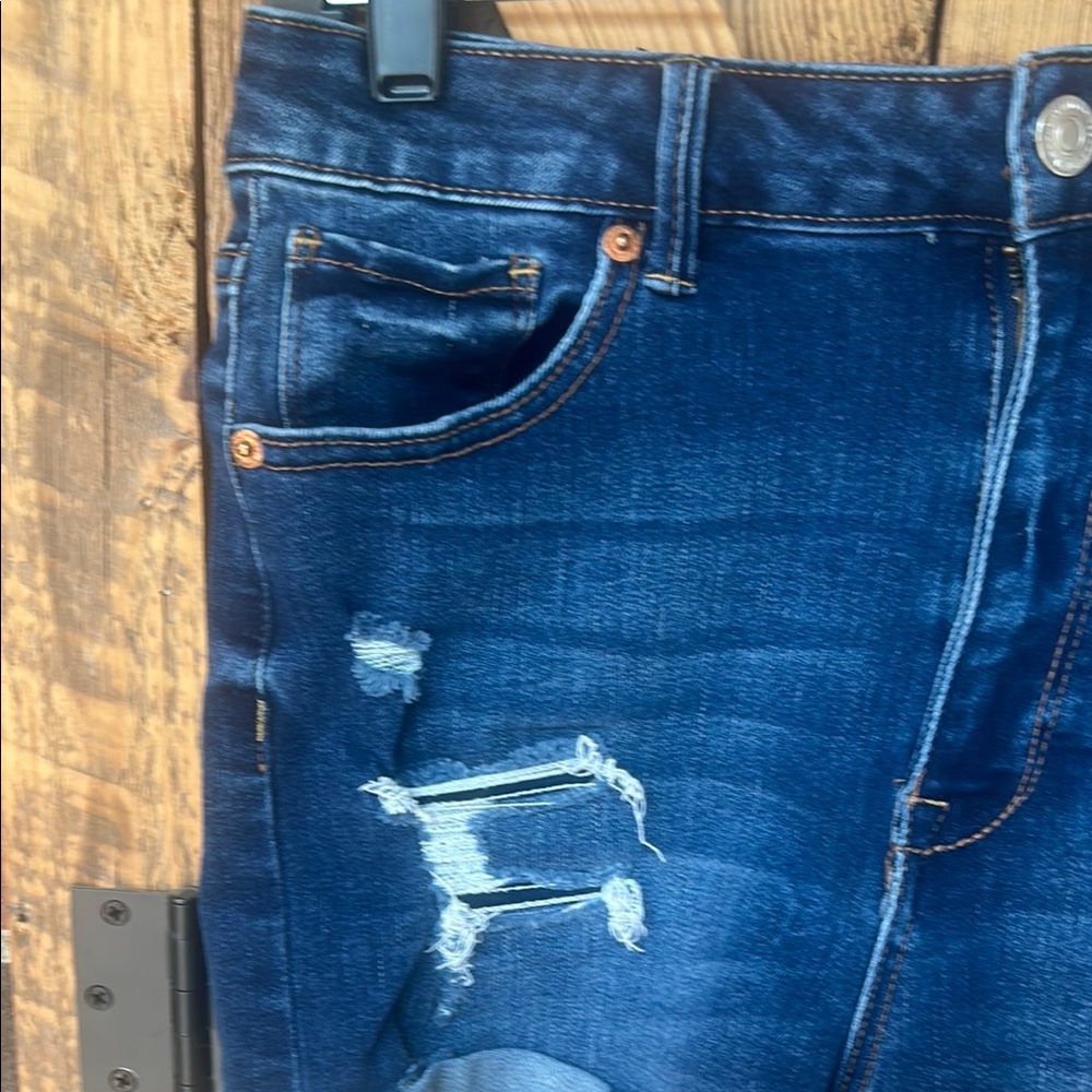 Wax Jeans Blue Distressed Jean Shorts with Cuffed Hem - Picture 4 of 9